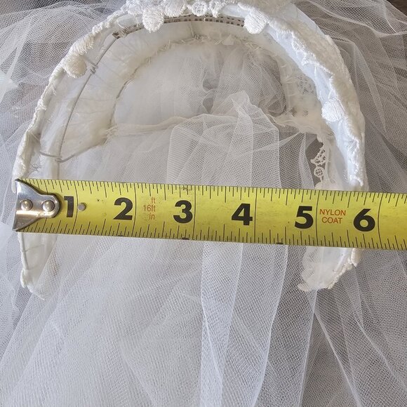 1940s 50s Juliet Cap Veil Crochet Floral Lace Wired For Updo White 4 Layer Tulle main image 5